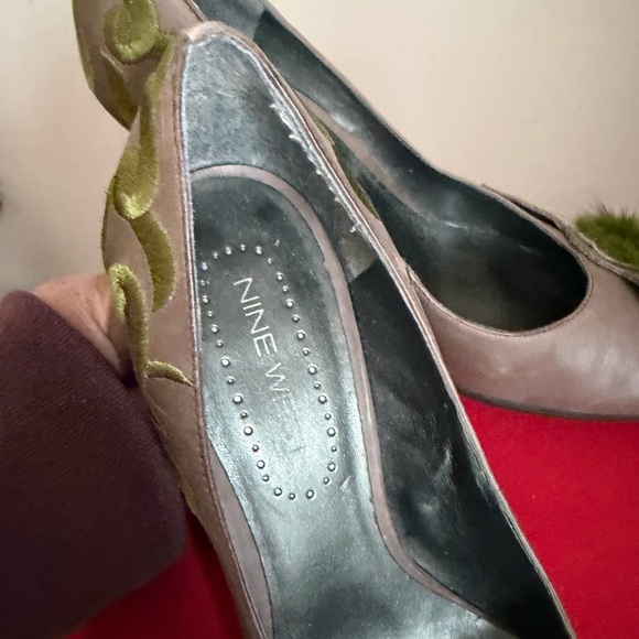 Nine West Brown Pumps with Green Accents. Super duper cute. - Picture 3 of 7